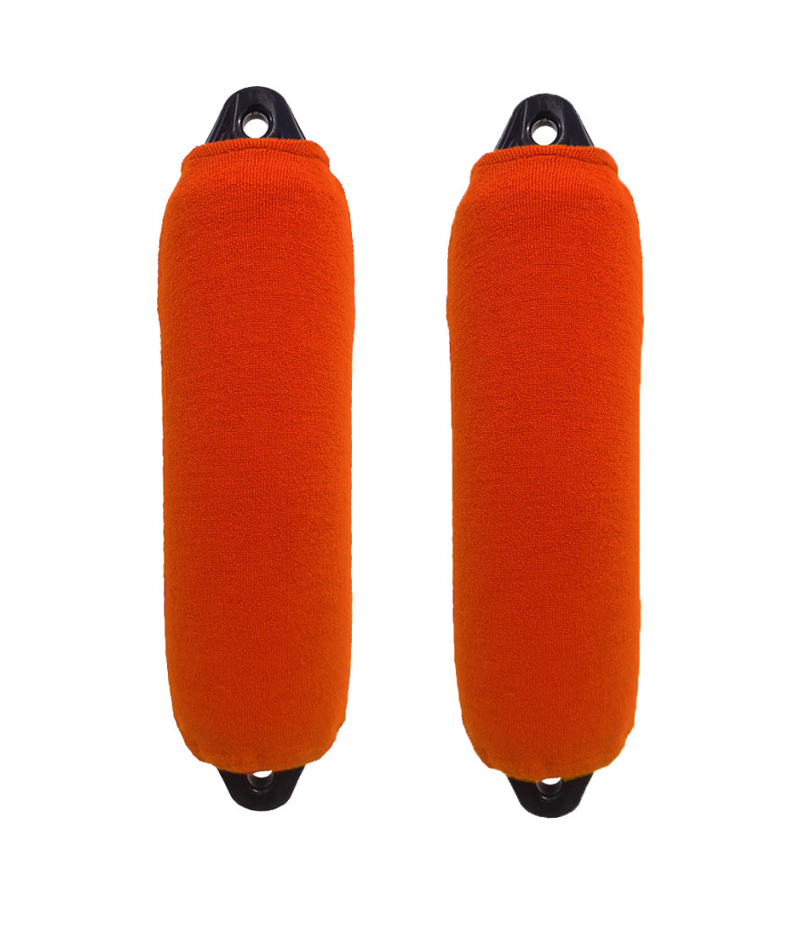 Long and embroidered fender covers in simple thickness.